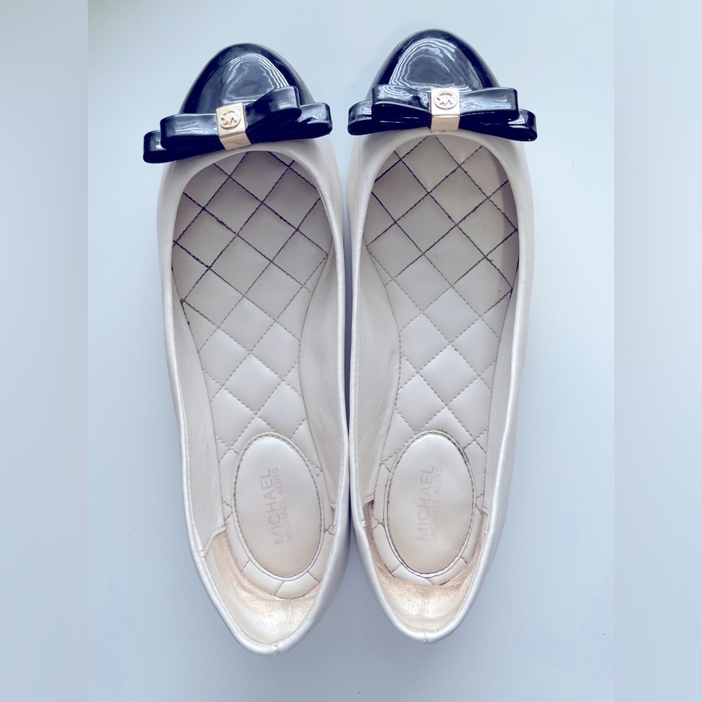 Michael Kors womens Sandals - size 7.5 - Picture 9 of 12